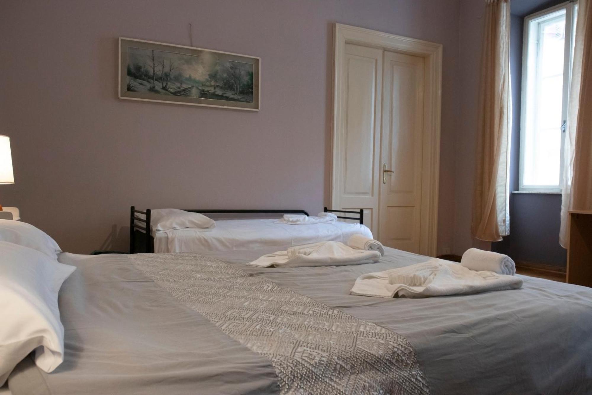 Hostel Teatro Triest Zewnętrze zdjęcie