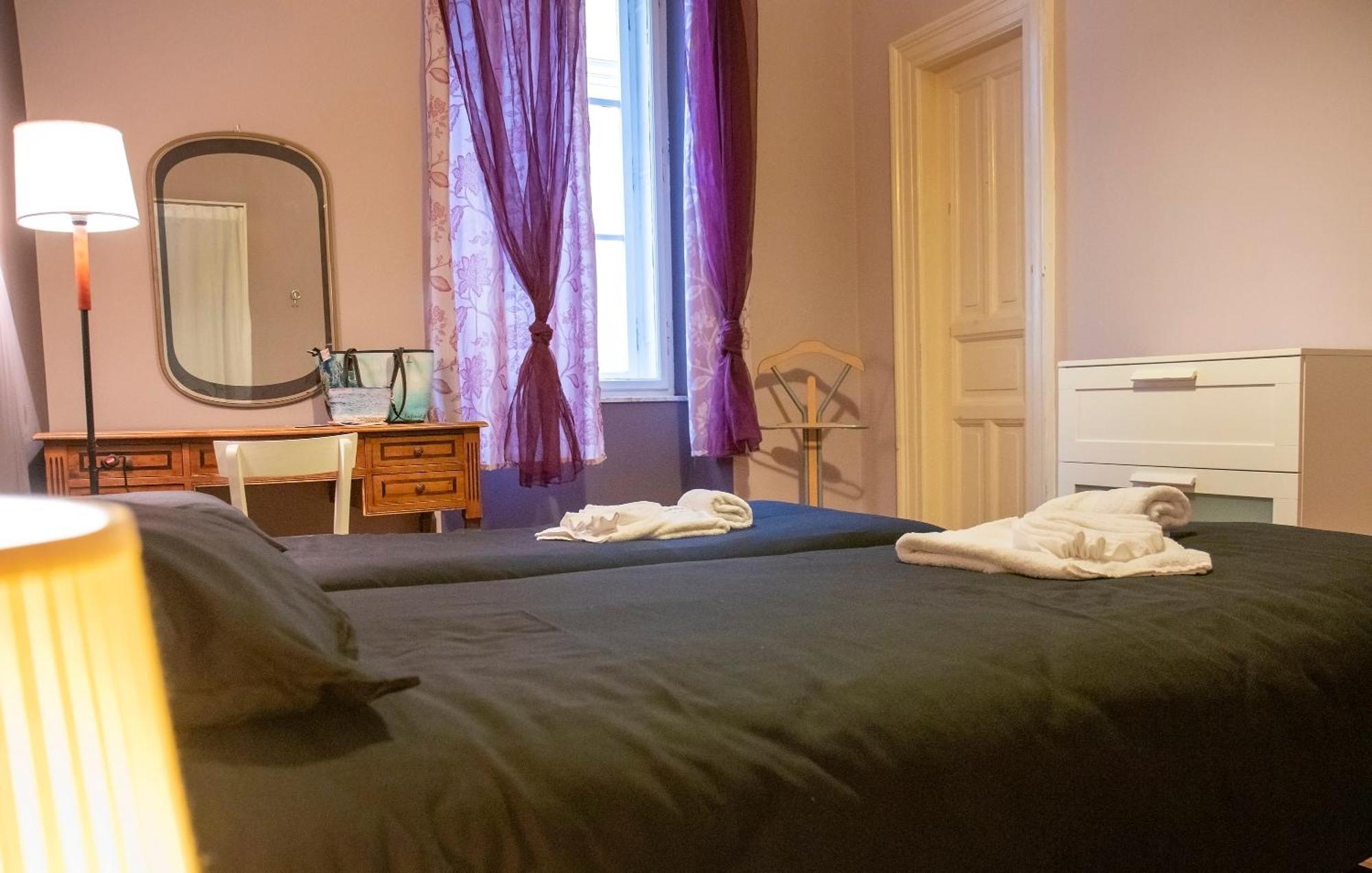 Hostel Teatro Triest Zewnętrze zdjęcie